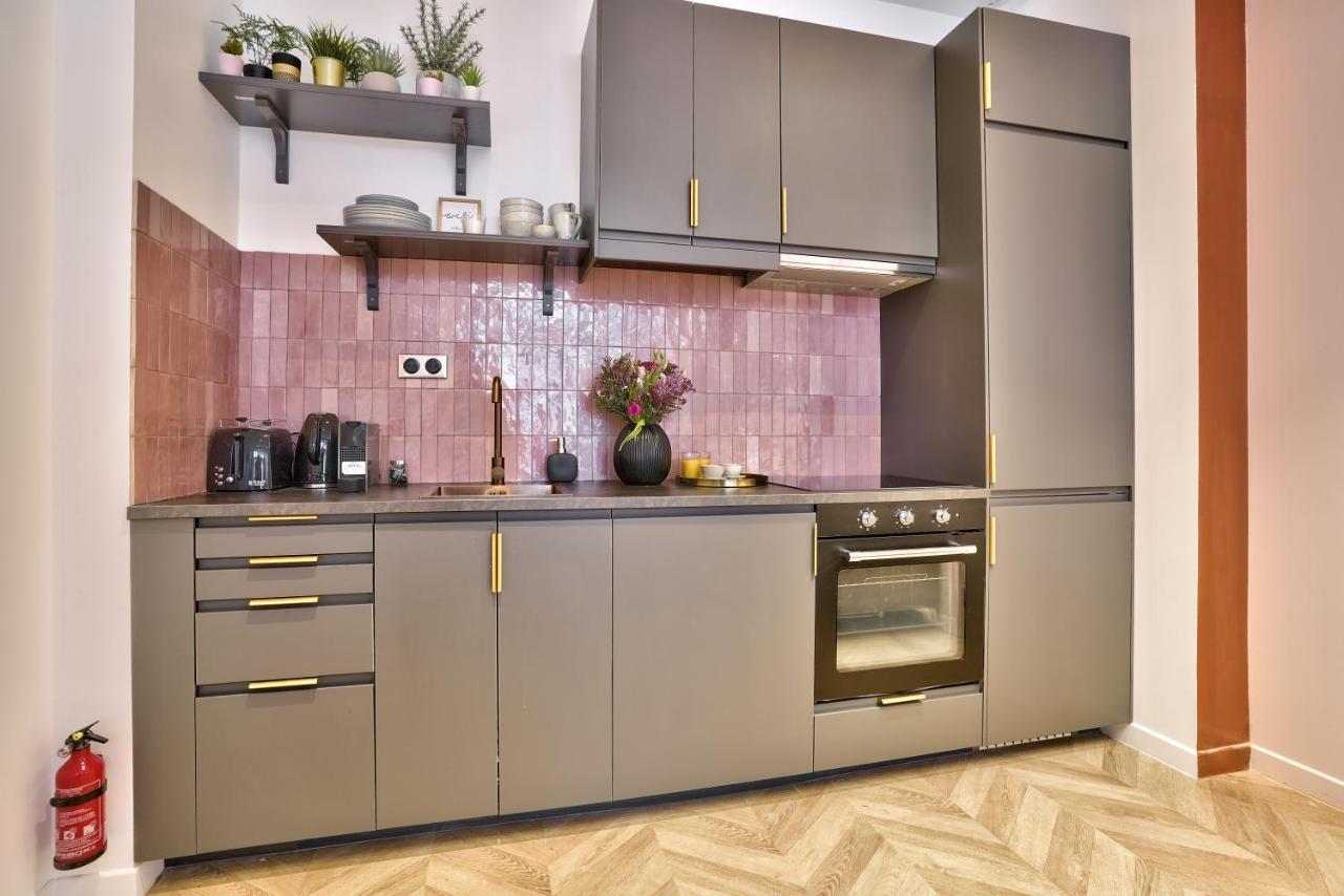 New Eiffel Tour ! Splendid Apartments In The Heart Of Paris Eksteriør billede